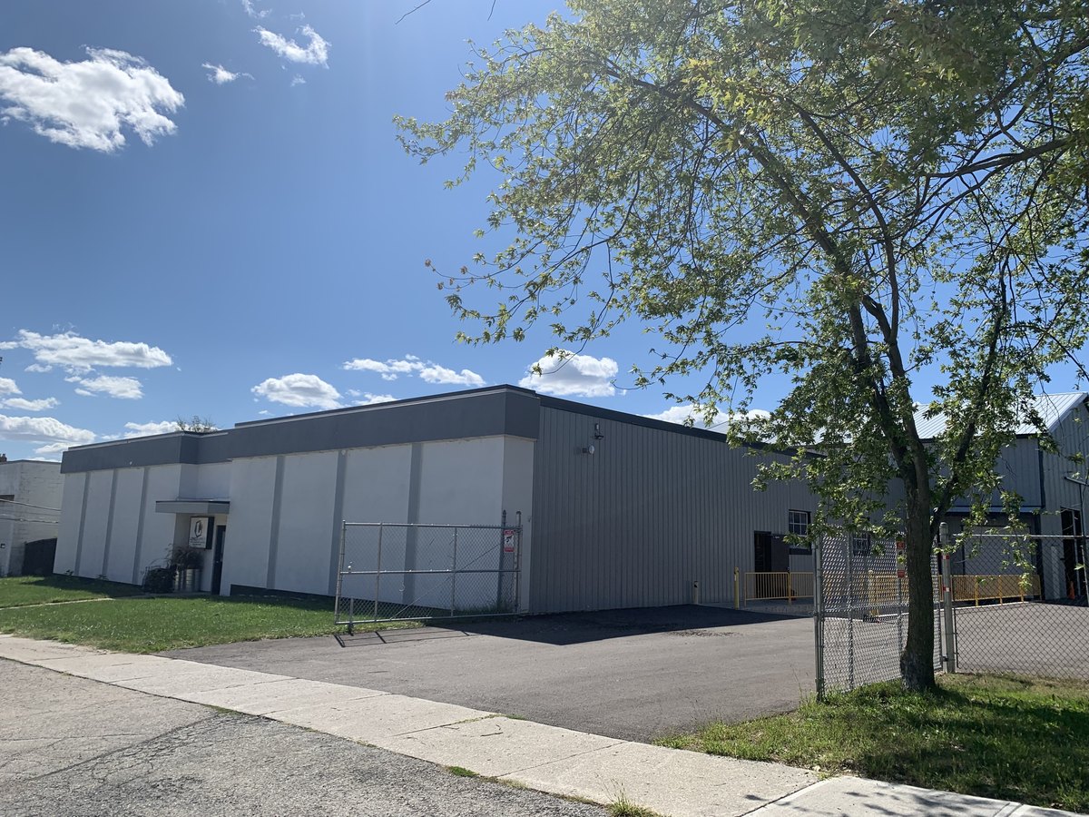 Long Supply Aurora location